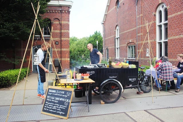 The Neighbourfood Markt. Imagine this with snow and Christmas decorations in the evening light!