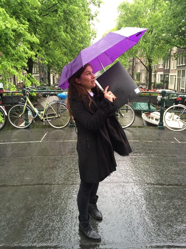Annamaria-Amsterdam-tour-guide