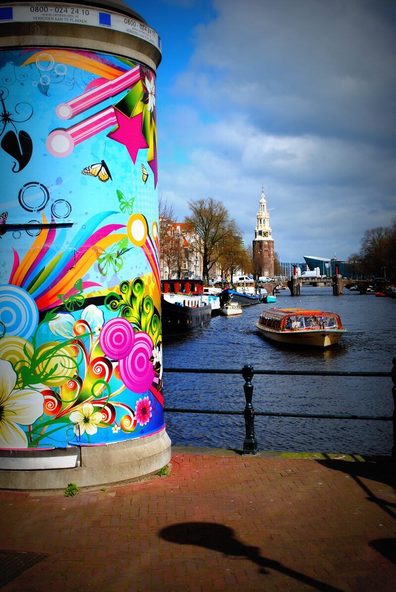 Even the artwork is spring-themed