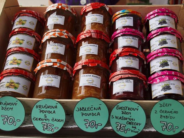 The Farmers Market