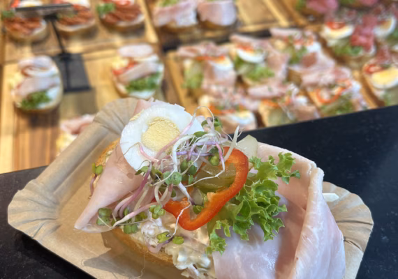 Prague Food & Beer Tour: Special 10 Year Anniversary Edition