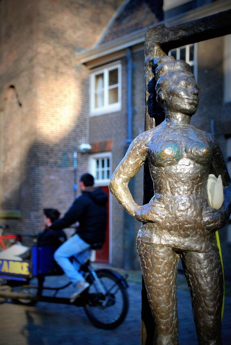 Positively statuesque