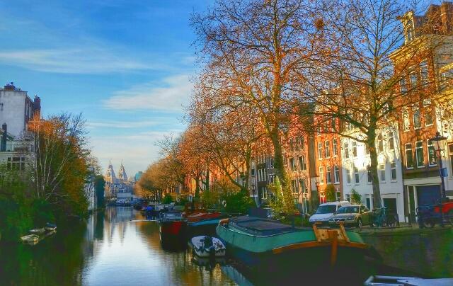 Rijksmuseum - canals - Amsterdam