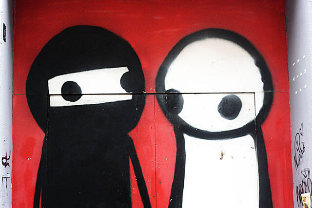 Mural in East London by Bobbi O