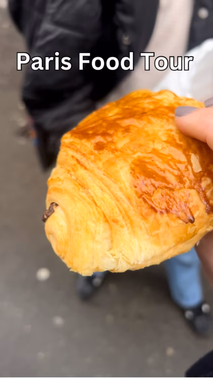 23 - Paris - Montmartre - Kacie Rose - C4Y2vCBvxnw - placeholder