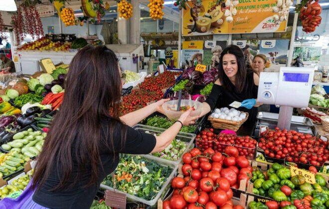 Taste of Testaccio: Food & Market Tour