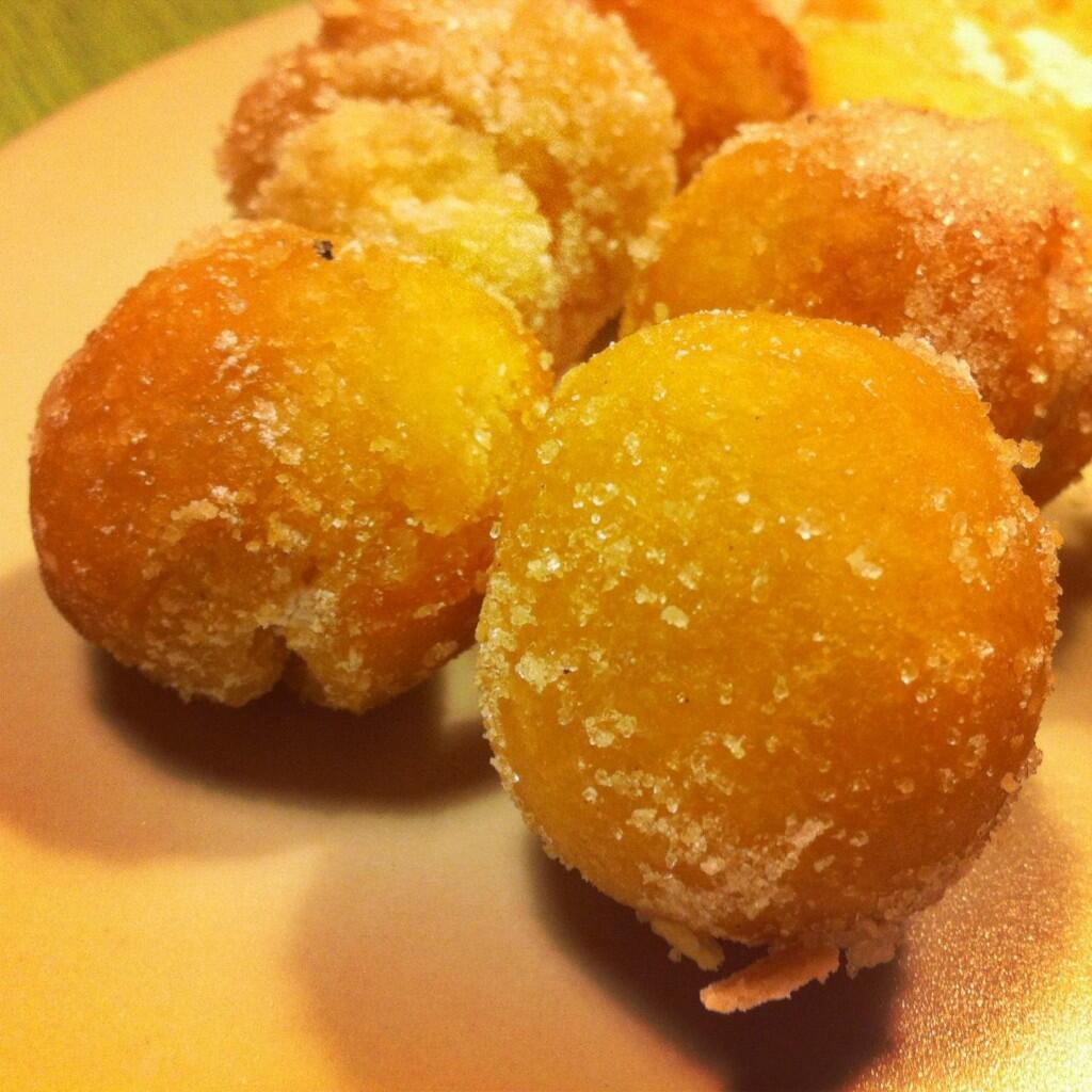 castagnole-rome-food-sweets-carnevale