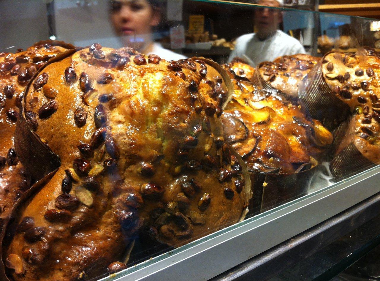 Colomba - the delicious sweet Easter bread shaped like a dove
