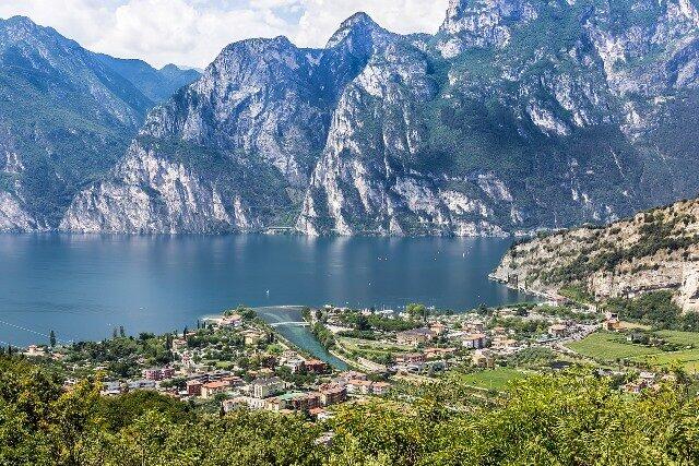 lake-garda