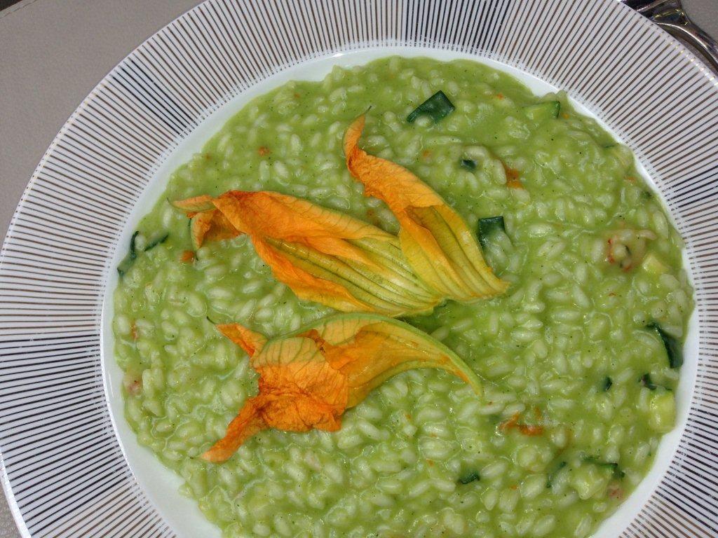 Risotto with zucchini.