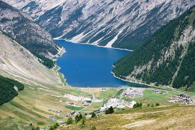 car trip around italy stelvio-pass