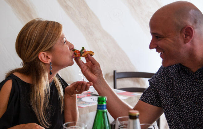 A Slice of Naples: Private Rooftop and Quintessential Neapolitan Experience