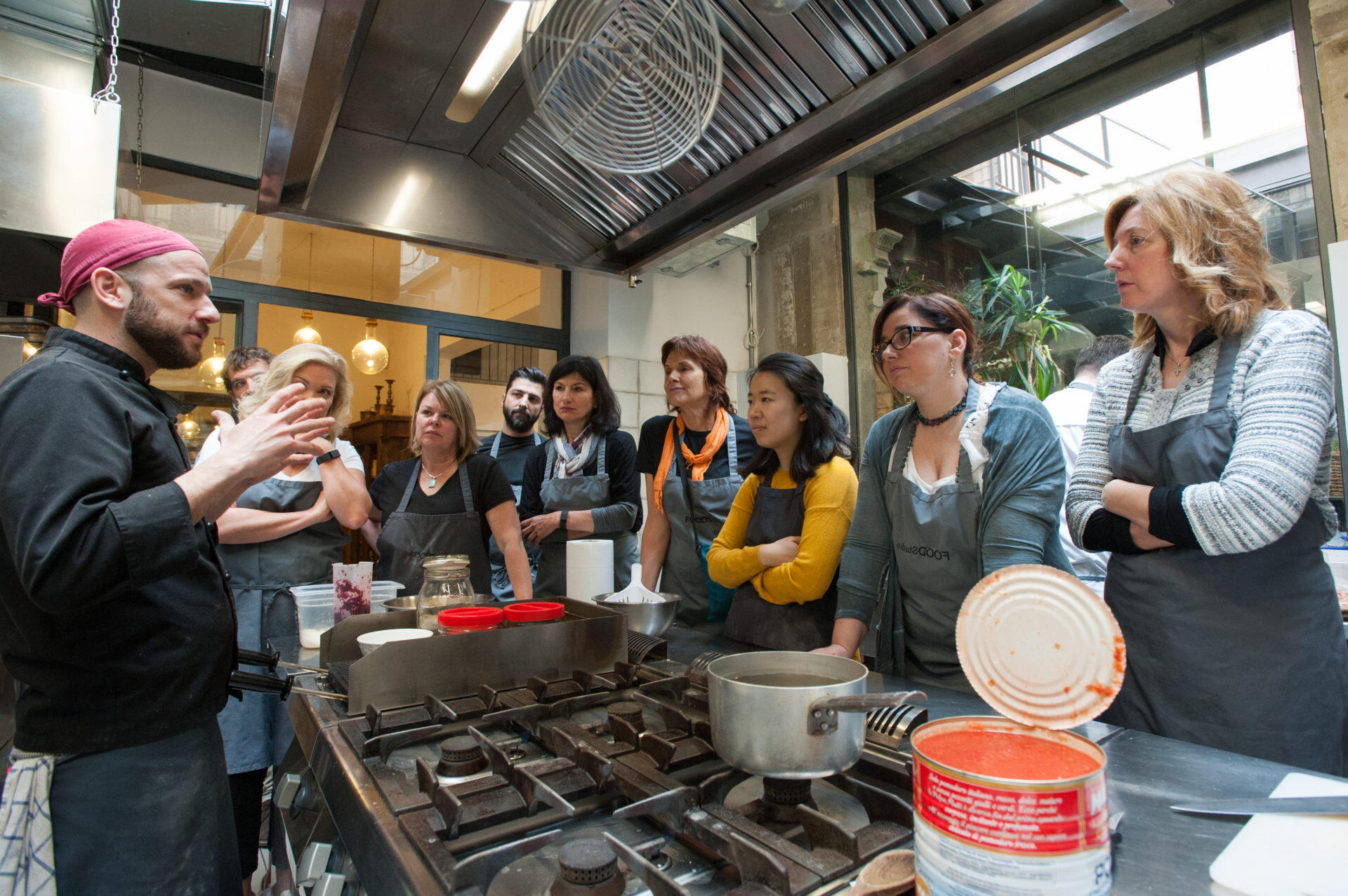 Private Pizza & Gelato Making Class in Oltrarno