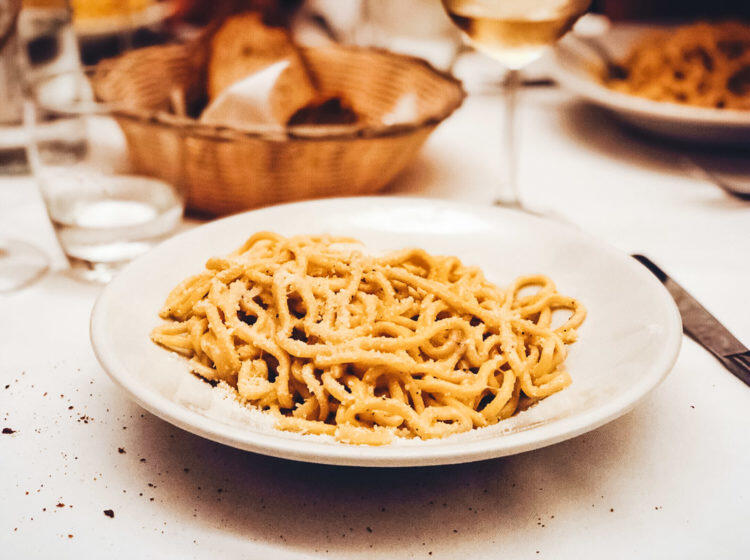 Best Kosher Restaurants in Rome’s Jewish Ghetto