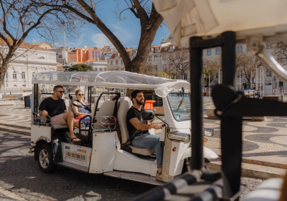 Private Best of Lisbon Tuk Tuk Food Tour