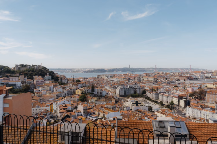 Best of Lisbon Tuk Tuk Food Tour