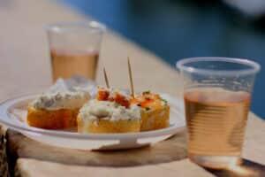 cicchetti-with-plastic-cups-of-wine