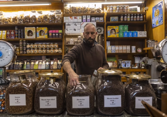 Eating Palermo: Evening Food & Wine Tour