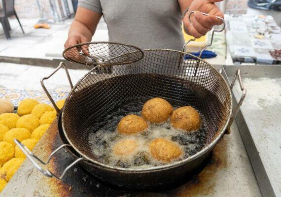 Eating Palermo: Evening Food & Wine Tour