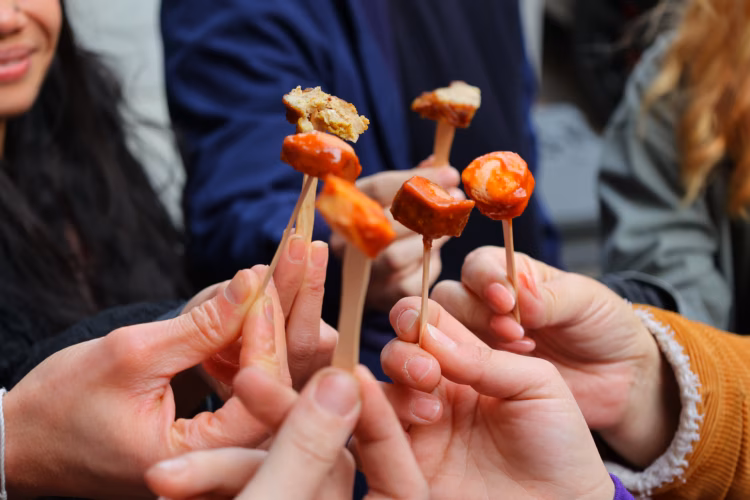 Berlin's Greatest Hits: Food, Beer & History Tour