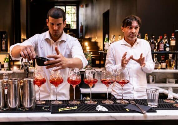 Late Night in Rome: VIP Golf Cart Drinks & Bites Tour