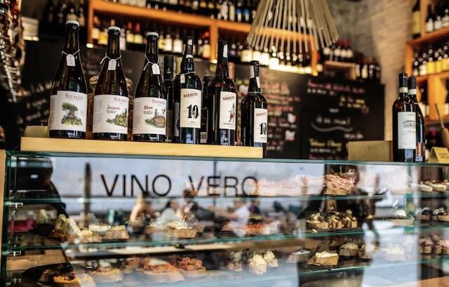 A Guide to Bacari in Venice