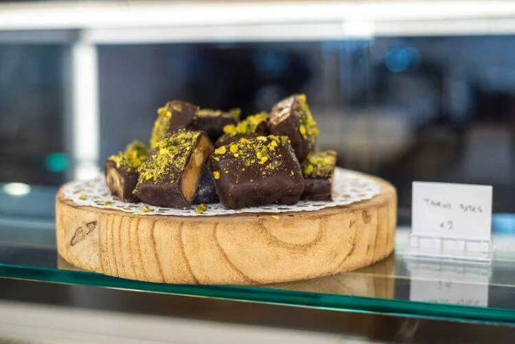 Athens Morning Food & Drinks Tour: a Bite from the Acropolis