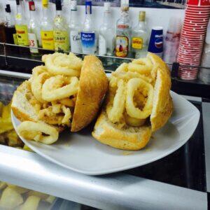 du_bocadillo_de_calamares_tapas_madrid