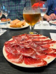 Plate_of_jamón_iberico_tapas_madrid