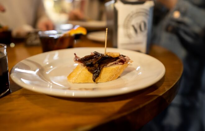 Backstreets Barcelona Tapas & Wine Tour