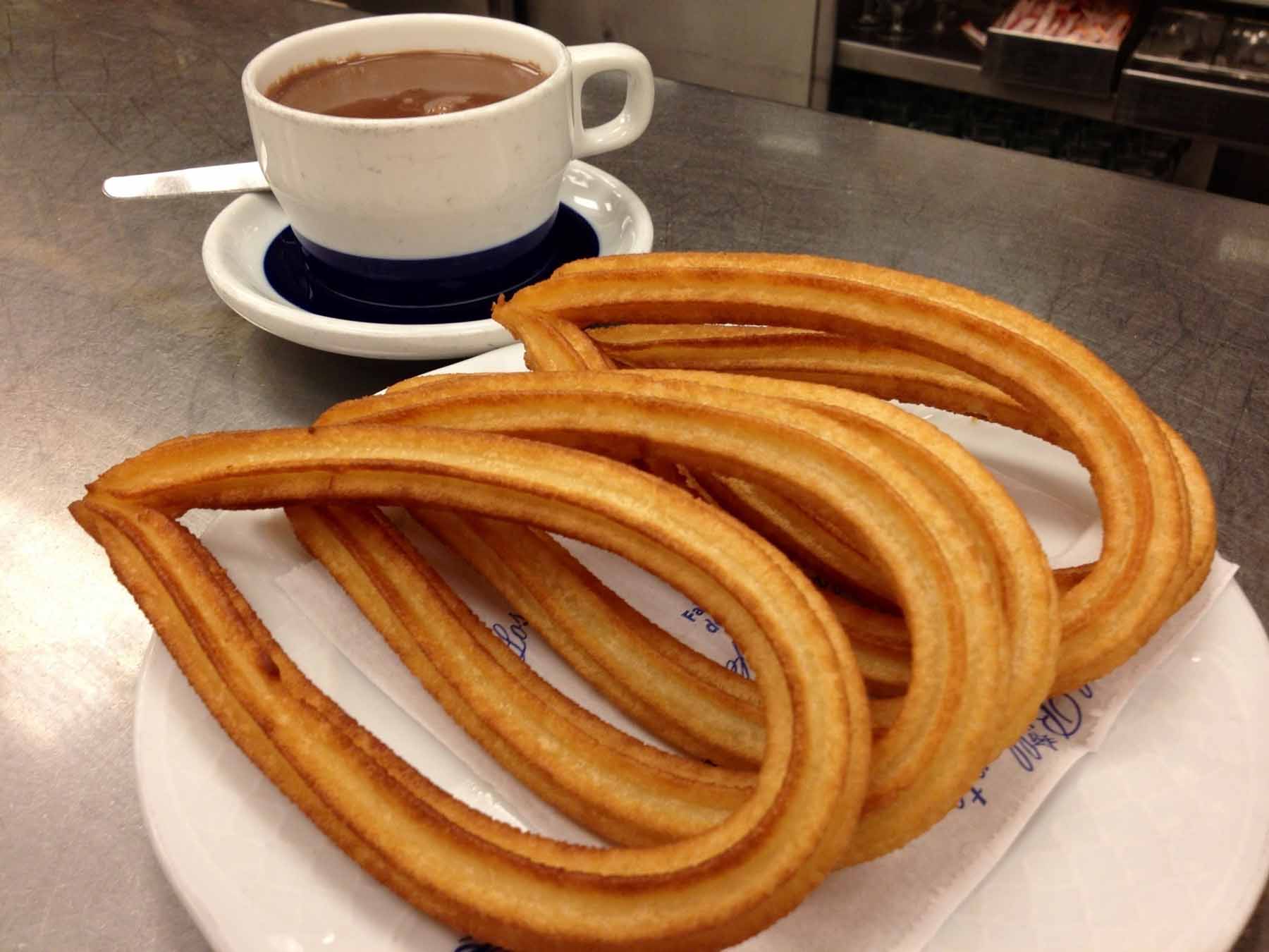 Xurros_amb_xocolata_Barcelona