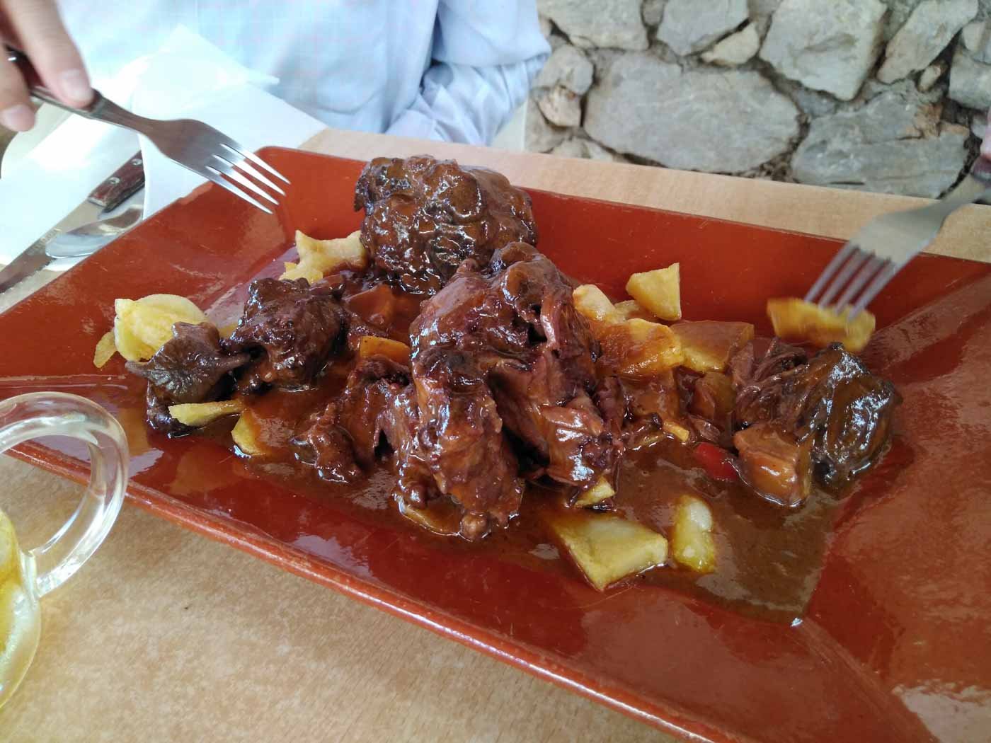 Cola_del_toro_Seville