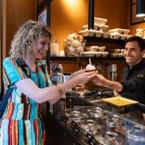 Staff_member_serving_customer_at_La_Sorbettiera_Florence