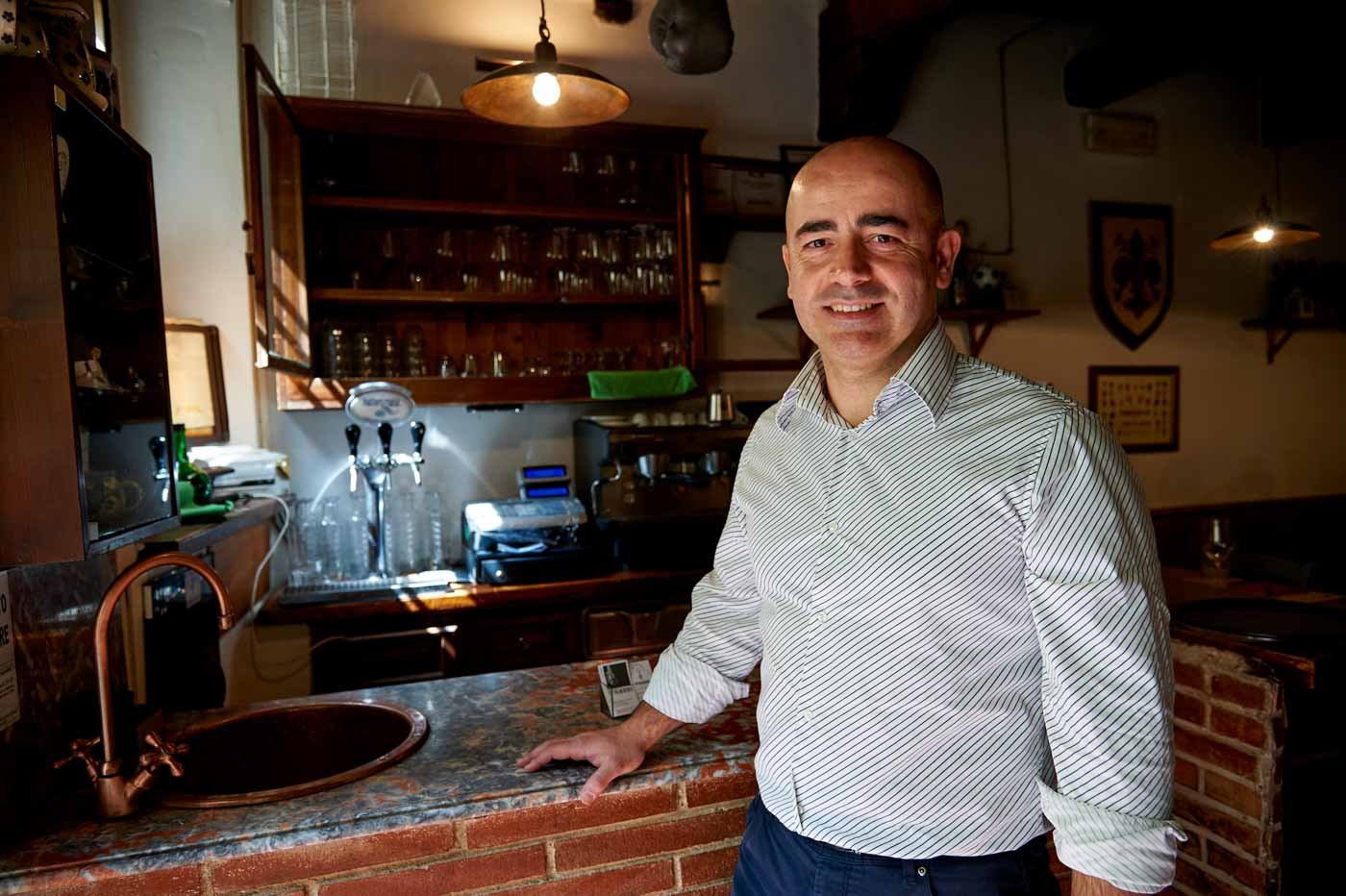 Staff_member_I’Raddi_di_Santo_Spirito_Florence