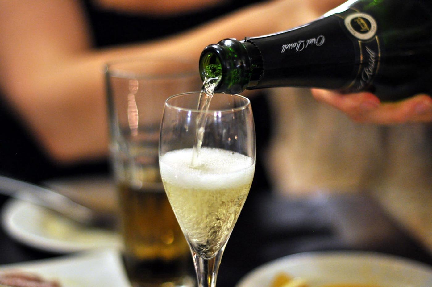 glass_of_cava_Seville