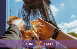 Paris Food Tour Near the Eiffel Tower: VIP Dinner & Champagne