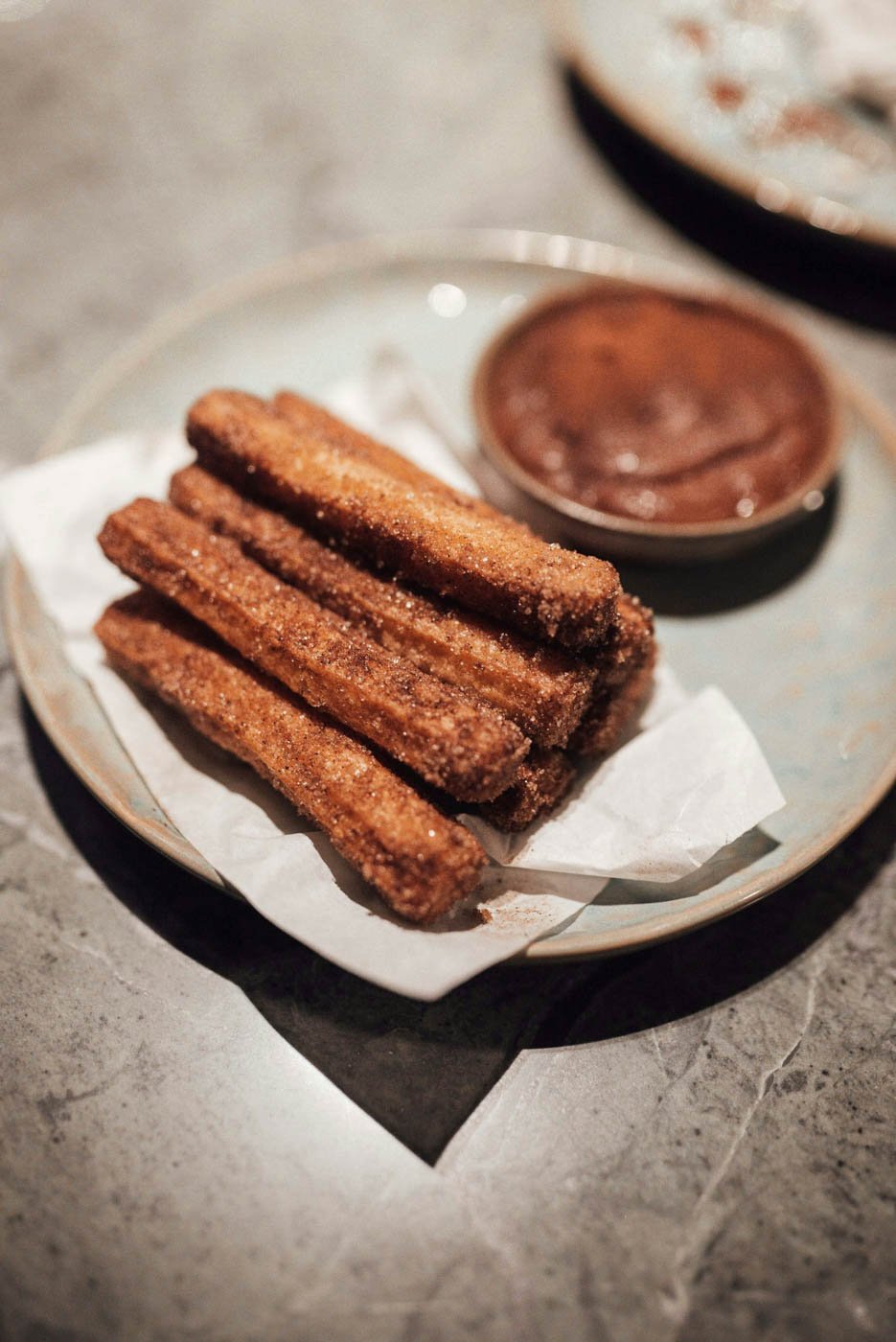 Churros_con_chocolate_Seville