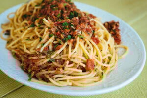 spaghetti_ai_ricci_di_mare_Sicily