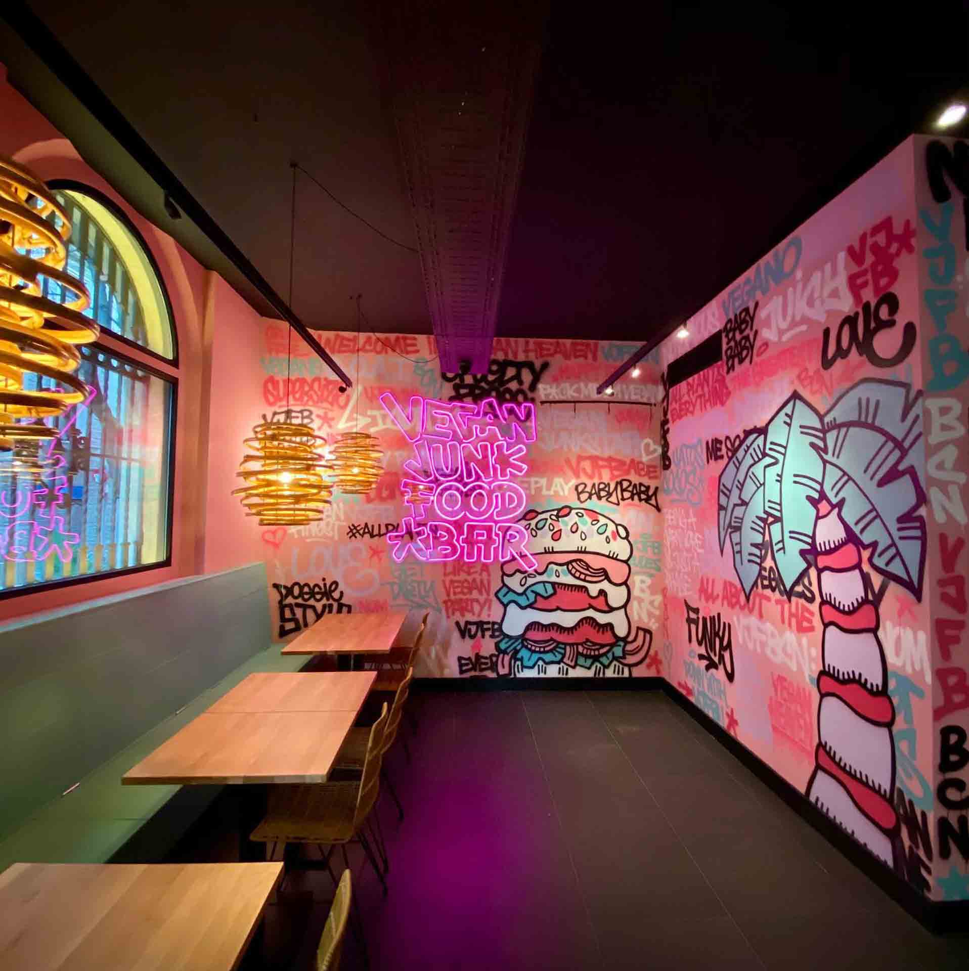 Vegan_Junk_Food_Bar_Amsterdam
